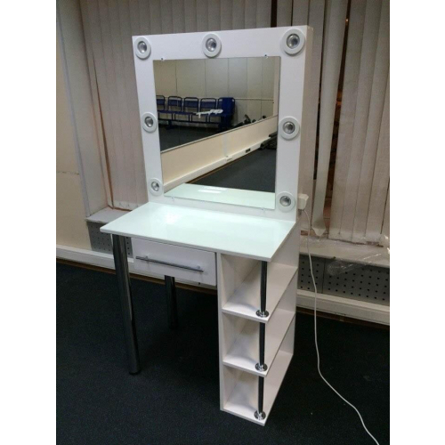 Зеркало визажиста "Alone"